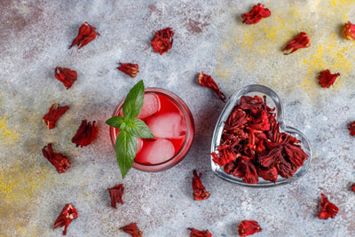 5 Amazing Health Benefits of Drinking Hibiscus Tea Every Day