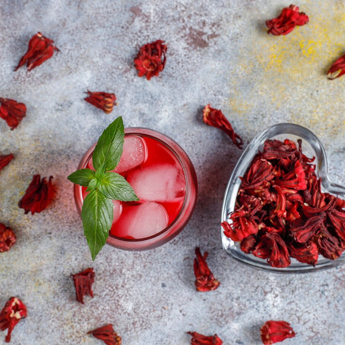 5 Amazing Health Benefits of Drinking Hibiscus Tea Every Day